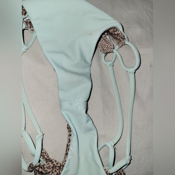 Acacia bottom - Picture 5 of 6